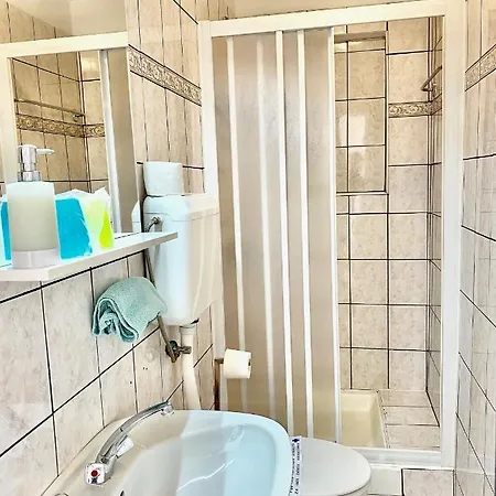 Guest house Classic Keko Rab 3*